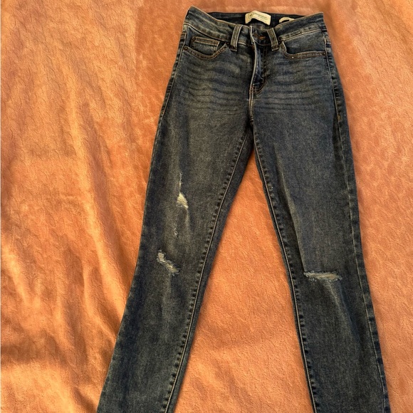 Regeneration by Celebrity Pink jeans Size 0/24 - Picture 2 of 5